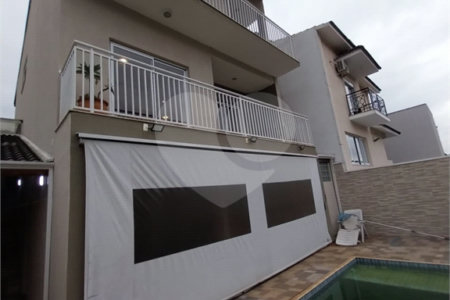 Casa à venda com 3 quartos, sendo 1 suíte, no condomínio Mosaico da Serra, Mogi das Cruzes - SP
