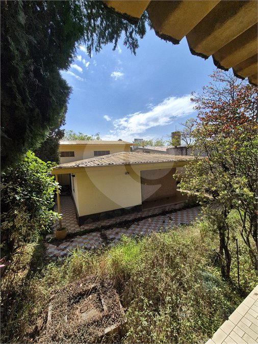 Casa à venda com 4 quartos, sendo 1 suíte, no Centro, Mogi das Cruzes, SP
