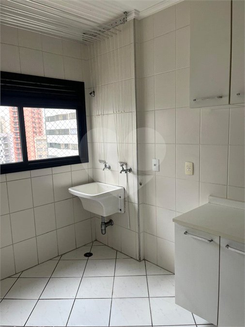 Apartamento para alugar com 3 suítes em Vila Assunção, Santo André, SP
