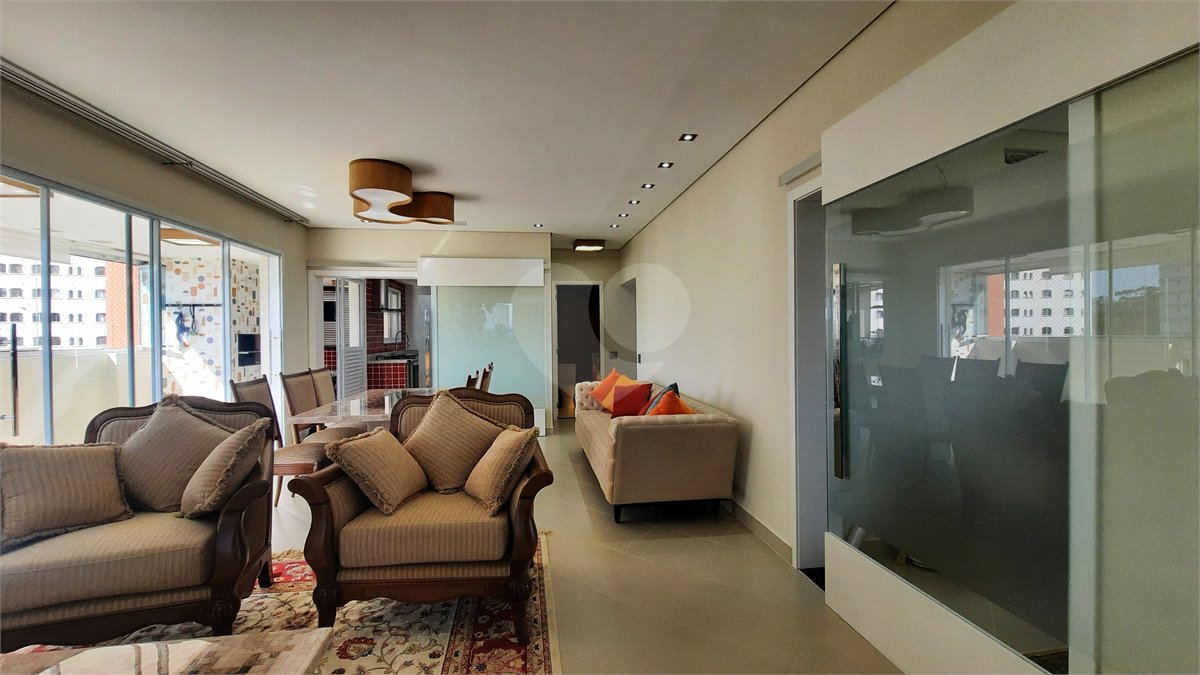 Apartamento à venda com 3 suítes em Jardim Marajoara, São Paulo, SP