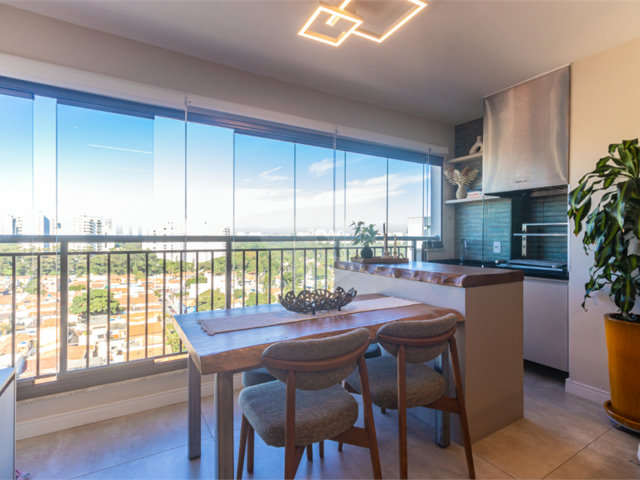 Apartamento à venda com 2 quartos, sendo 1 suíte,  em Chácara Santo Antônio (zona Sul), São Paulo, SP