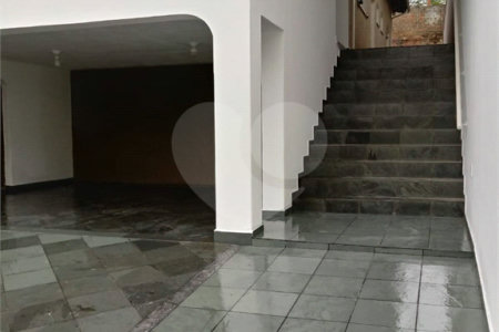 Casa à venda com 3 quartos, sendo 1 suíte, em Jardim São Pedro, Mogi das Cruzes, SP