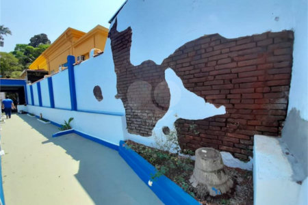 Casa Comercial no Centro.