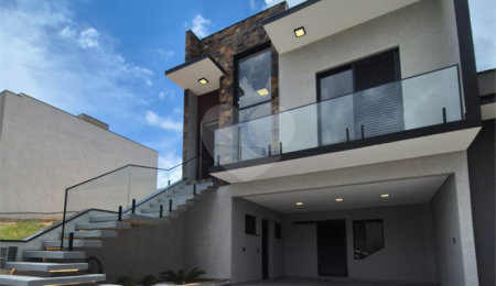 Casa à venda com 3 quartos, sendo 1 suíte,  no condomínio Horto Florestal Villagio, Sorocaba - SP