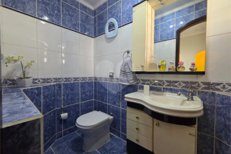 Casa à venda com 4 quartos, sendo 1 suíte, em Vila Paulo Silas, São Paulo, SP