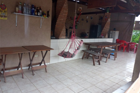 Casa à venda com 3 quartos, sendo 1 suíte, em Chácaras Guanabara, Guararema, SP