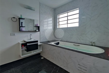 Casa à venda com 2 suítes em Jabaquara, São Paulo, SP