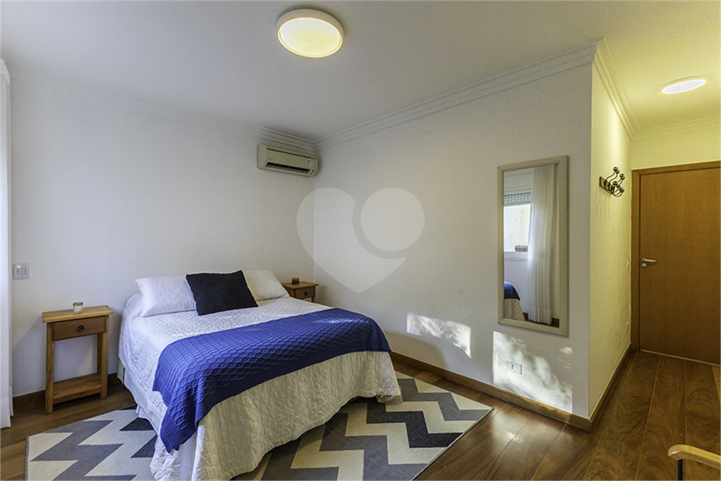 Sobrado à venda com 3 quartos, sendo 1 suíte, em Vila Ipojuca, São Paulo, SP