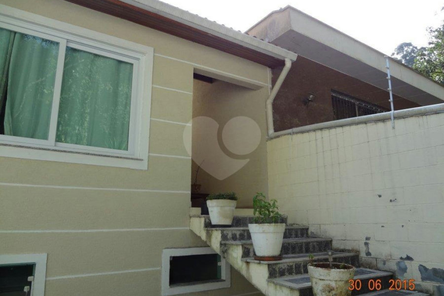Casa Térrea à venda com 3 quartos, sendo 1 suíte, em Vila Irmãos Arnoni, São Paulo, SP