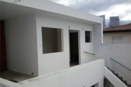 Casa à venda com 4 suítes em Vila Cordeiro, São Paulo, SP