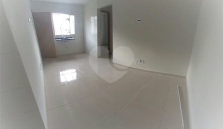 Casa à venda com 2 quartos no condomínio Edu Chaves, São Paulo - SP