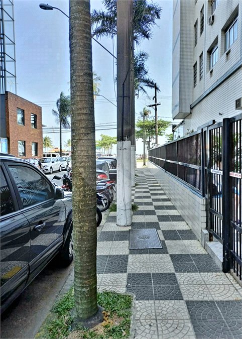 Apartamento à venda com 1 quarto em Itararé, São Vicente, SP