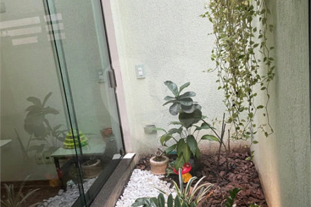 Casa Térrea à venda com 3 quartos, sendo 1 suíte, em Vila Zelina, São Paulo, SP