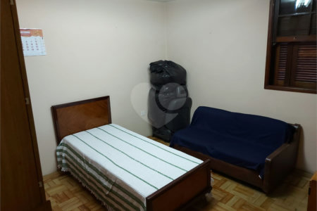 Sobrado à venda com 4 quartos, sendo 2 suítes, em Santo Amaro, São Paulo, SP
