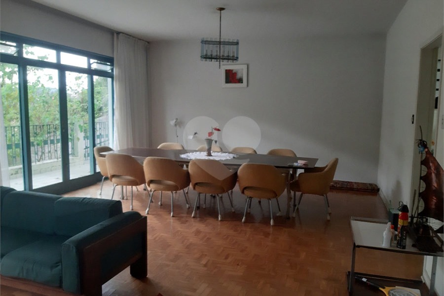 Sobrado à venda com 3 quartos, sendo 1 suíte, em Horto, São Paulo, SP