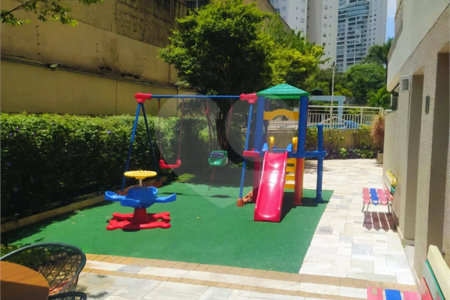 Apartamento à venda com 3 suítes em Mooca, São Paulo, SP