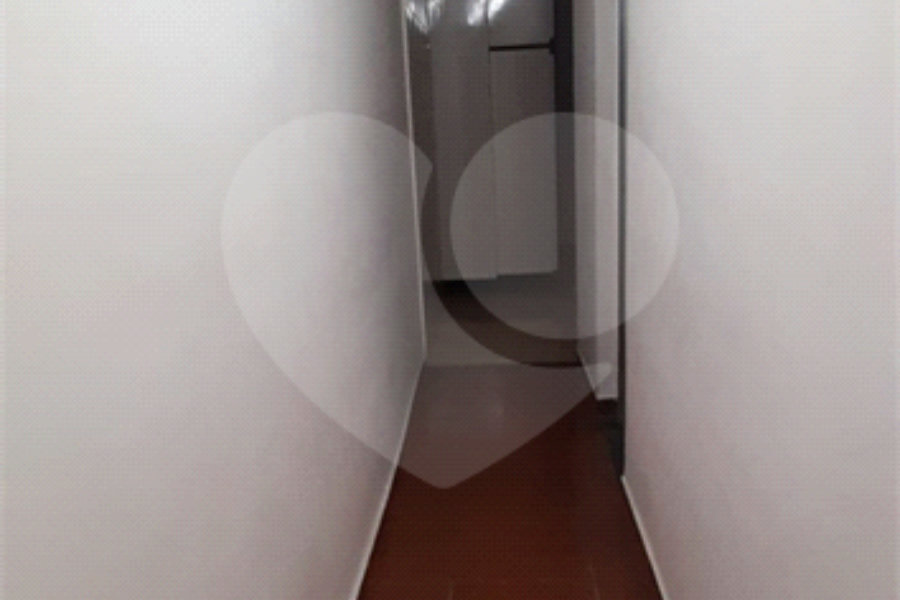 Sobrado à venda com 3 quartos em Jardim Guairaca, São Paulo, SP