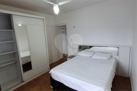 Apartamento à venda com 2 quartos em Santo Amaro, São Paulo, SP