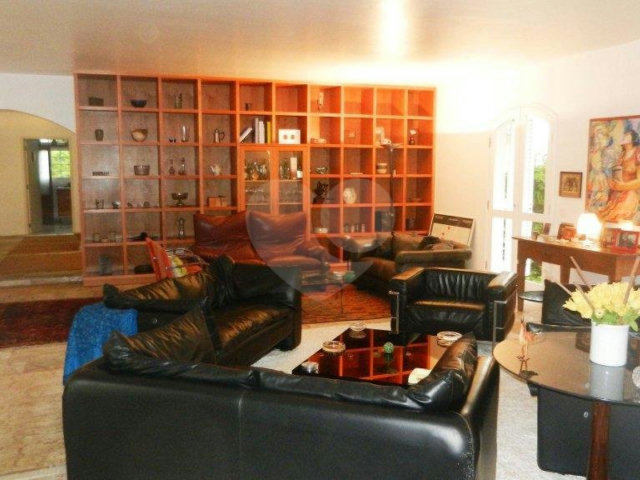 Casa Térrea à venda com 4 suítes em Alto da Boa Vista, São Paulo, SP