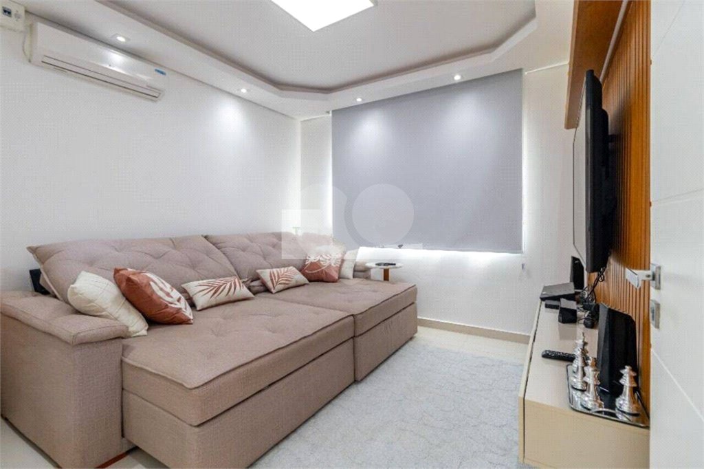 Casa à venda com 3 quartos, sendo 1 suíte, no condomínio Vale do Sol, Bom Jesus dos Perdões - SP