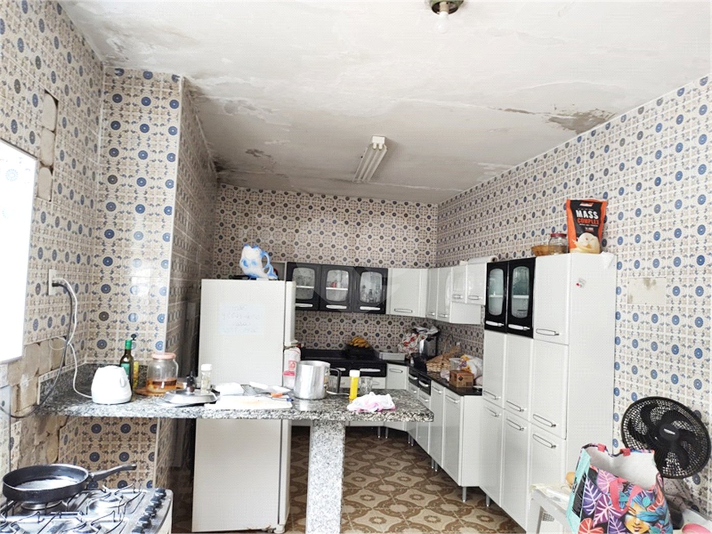 Prédio à venda com 4 quartos, sendo 1 suíte, em Tremembé, São Paulo, SP