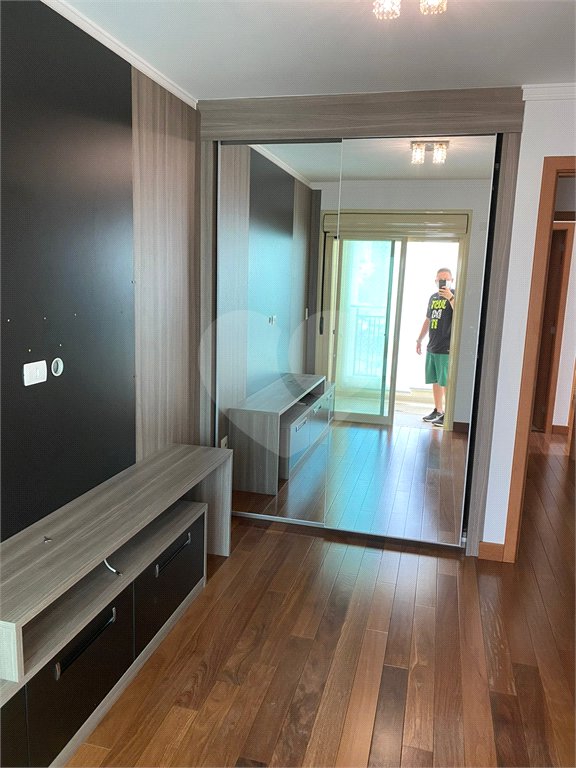 Apartamento à venda com 3 quartos, sendo 1 suíte,  em Santana, São Paulo, SP