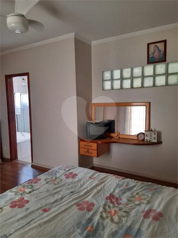 Casa à venda com 5 quartos, sendo 2 suítes, em Vila Nova Cachoeirinha, São Paulo, SP