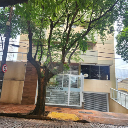 Apartamento à venda com 3 quartos, sendo 1 suíte, no Centro, Araraquara, SP