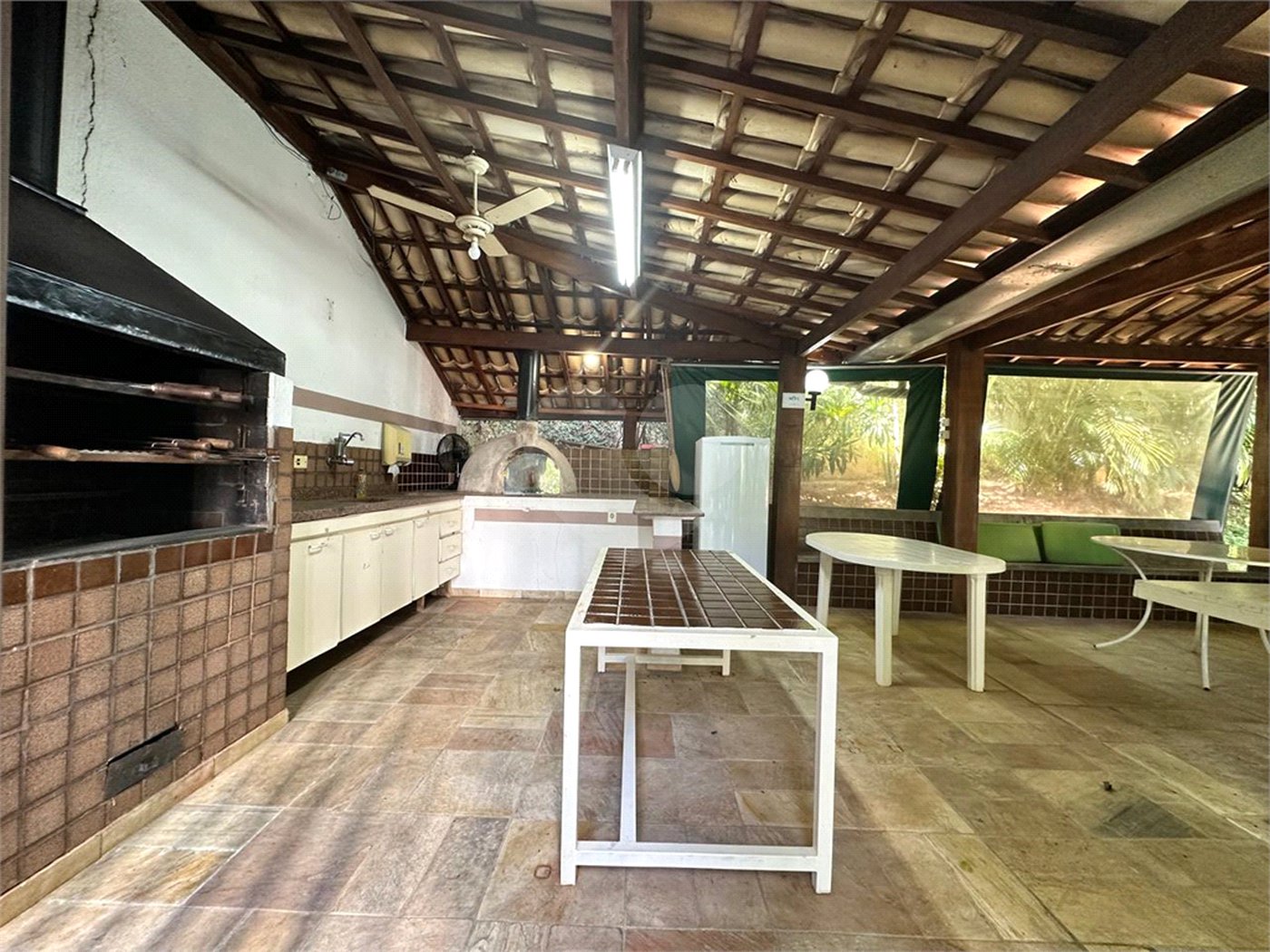 Apartamento à venda com 3 quartos, sendo 1 suíte, em Vila Andrade, São Paulo, SP