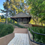 Casa à venda com 4 quartos, sendo 3 suítes,  no condomínio Terras de Santa Teresa, Itupeva - SP