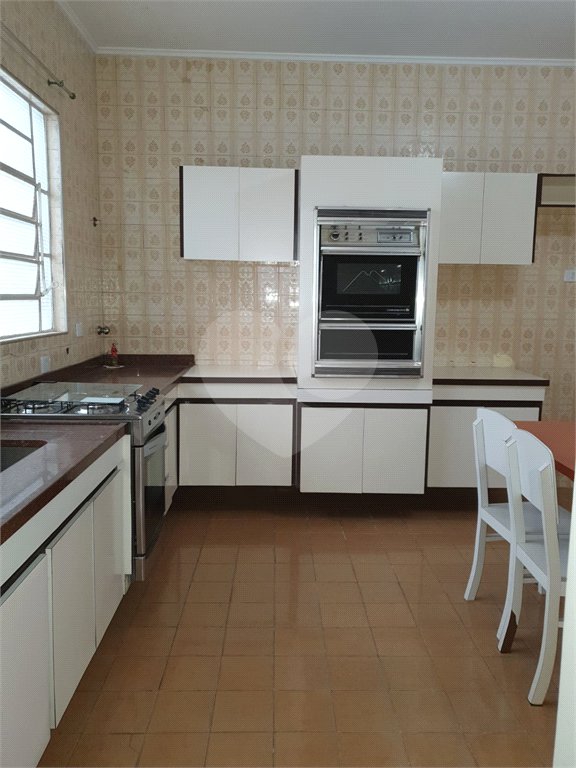 Vende-se linda casa de 250 m² no Jabaquara