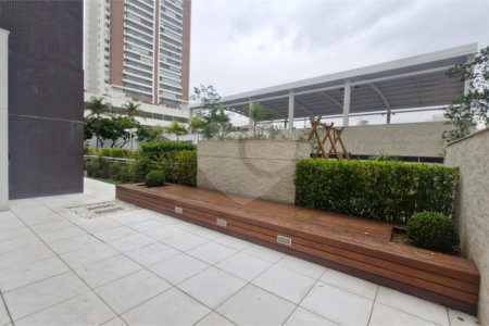 Apartamento à venda com 3 suítes em Santa Teresinha, São Paulo, SP