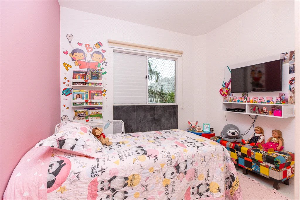 Apartamento à venda com 4 quartos, sendo 1 suíte, em Jardim Monte Kemel, São Paulo, SP
