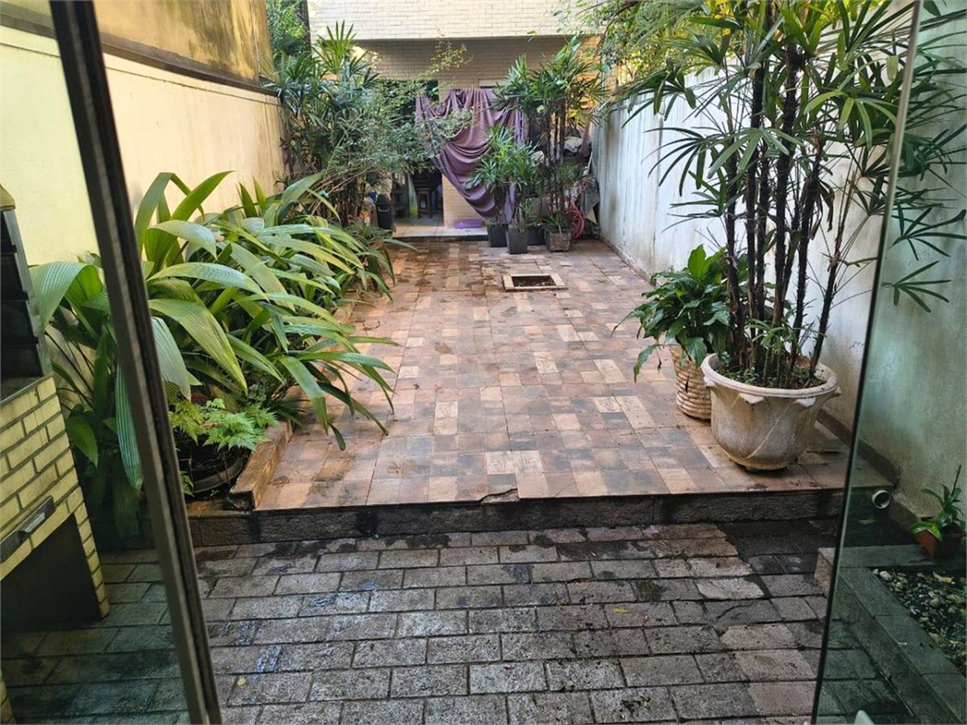 Casa à venda com 3 quartos, sendo 1 suíte, em Mirandópolis, São Paulo, SP