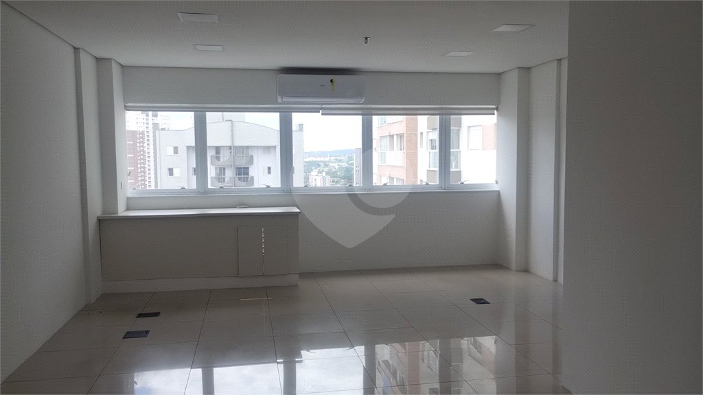 Sala à venda em Jardim Armênia, Mogi das Cruzes, SP