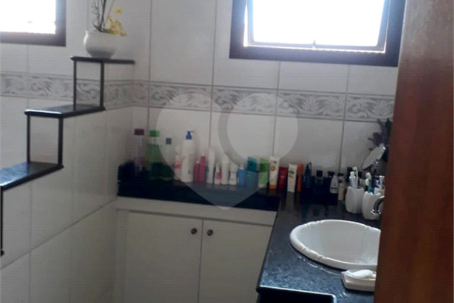Sobrado à venda com 4 quartos, sendo 2 suítes,  em Parada Inglesa, São Paulo, SP