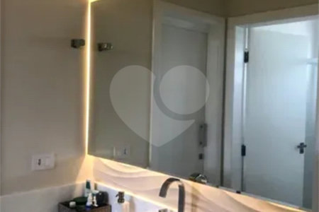Casa à venda com 3 quartos, sendo 1 suíte,  no condomínio Alphaville 1, São José dos Campos - SP