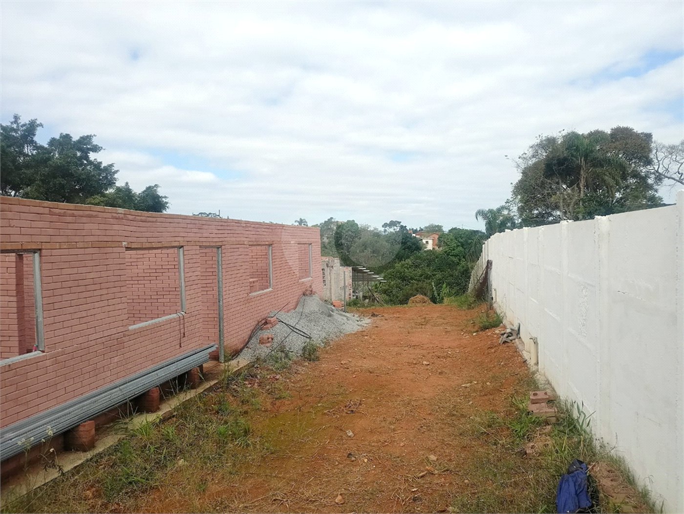 Chácara à venda com 2 quartos em Chácaras Ceres, Suzano, SP