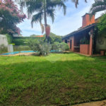 Casa à venda com 3 quartos, sendo 1 suíte, em Interlagos, São Paulo, SP