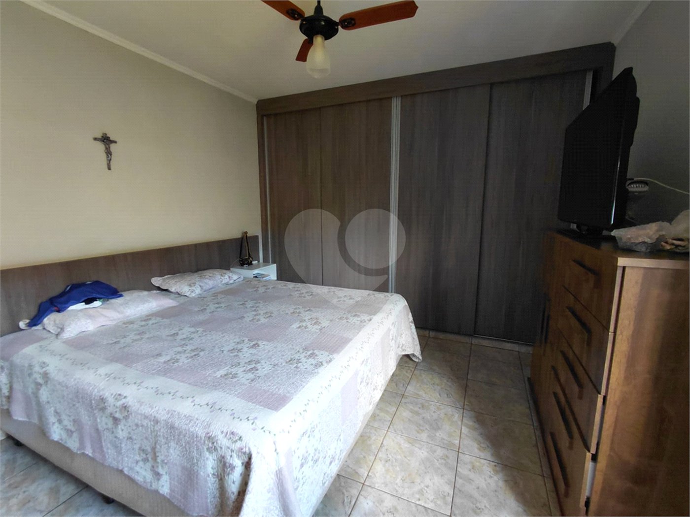 Sobrado à venda com 4 quartos, sendo 1 suíte,  em Parque dos Lagos, Ribeirão Preto, SP