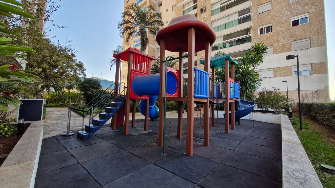 Cobertura Duplex com Vista para o Mar | 3 Suítes, SPA Privativo, Porteira Fechada e Lazer Completo