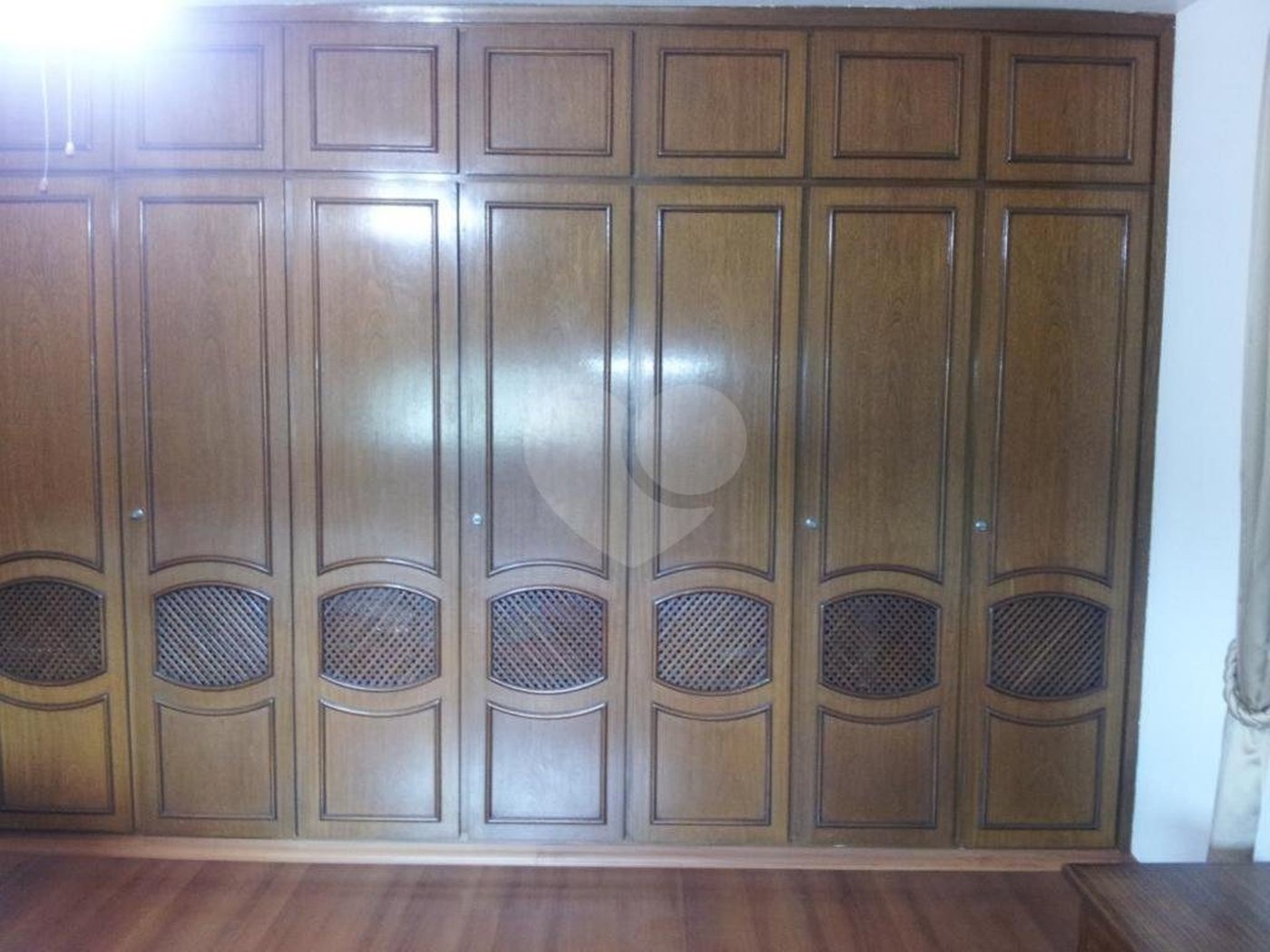 Casa Térrea à venda com 4 quartos, sendo 2 suítes,  em Jardim Floresta, São Paulo, SP
