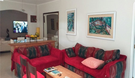 Sobrado à venda com 4 quartos, sendo 2 suítes,  em Roseira, Mairiporã, SP