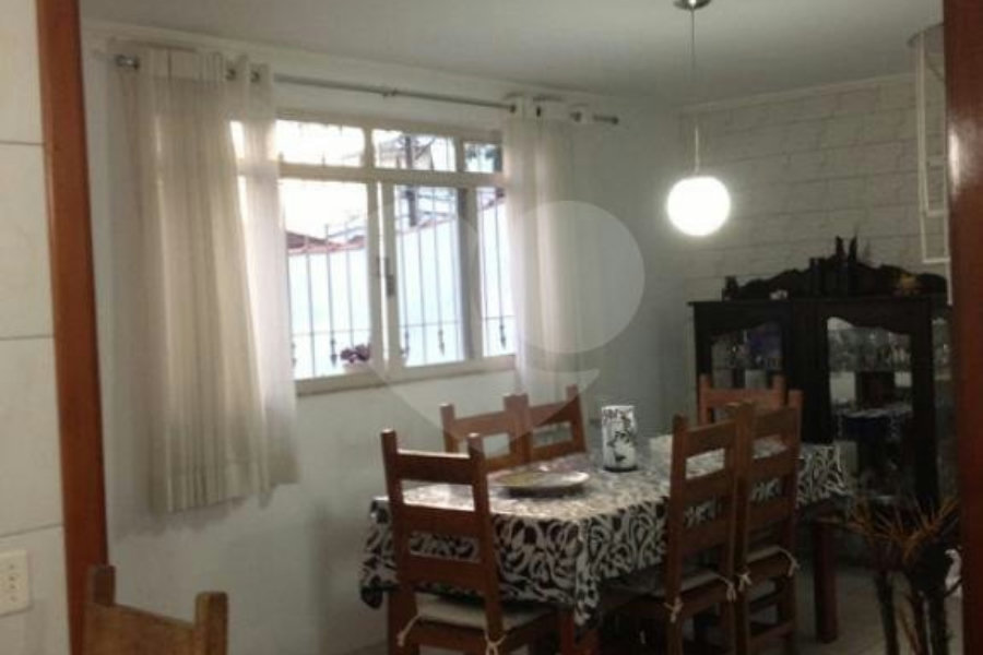 Sobrado à venda com 3 quartos, sendo 1 suíte, em Horto Florestal, São Paulo, SP