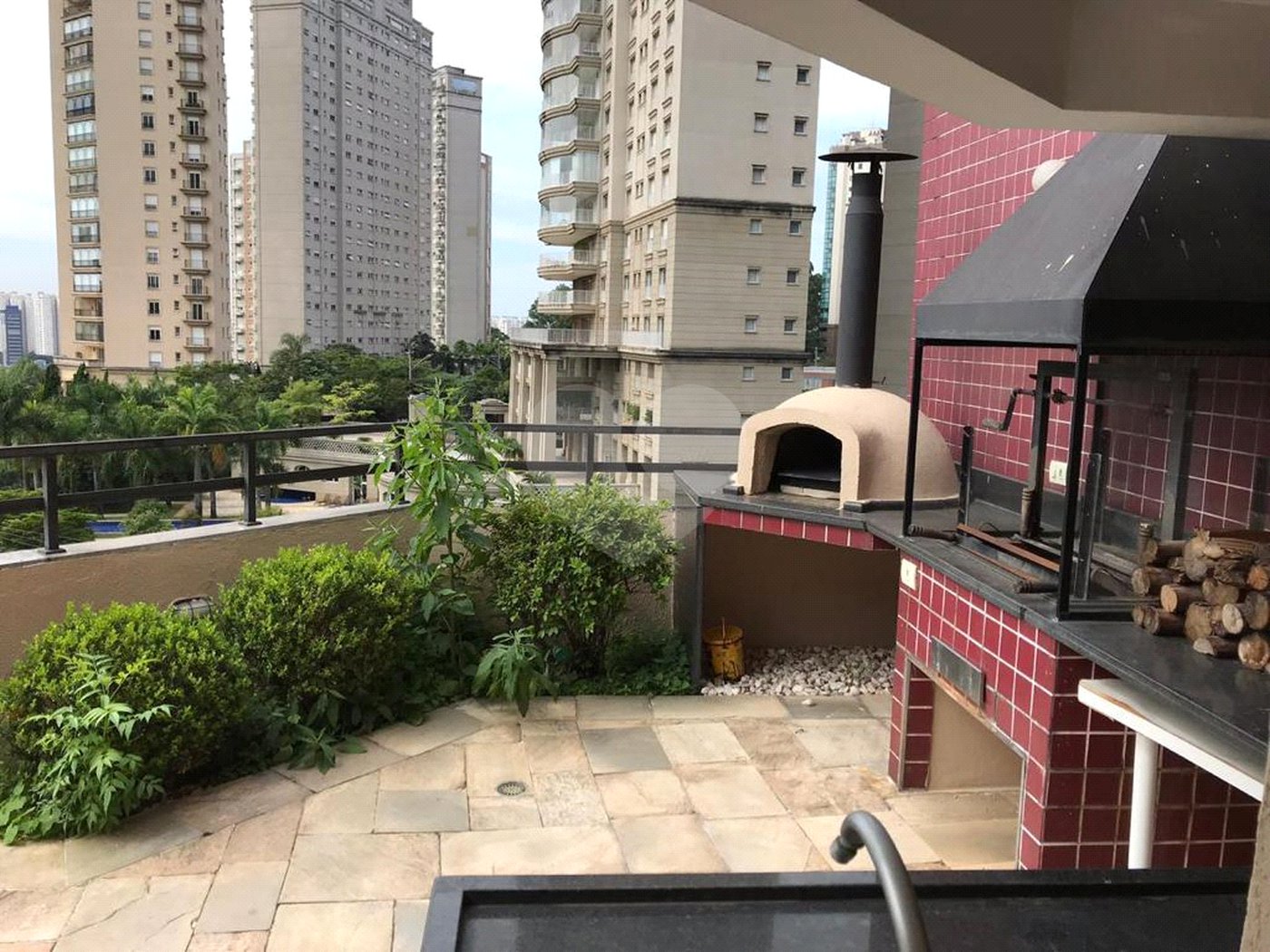 Cobertura à venda com 4 suítes em Jardim Fonte do Morumbi, São Paulo, SP