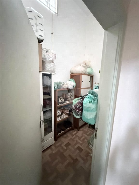 Casa à venda com 3 quartos, sendo 1 suíte, em Chora Menino, São Paulo, SP
