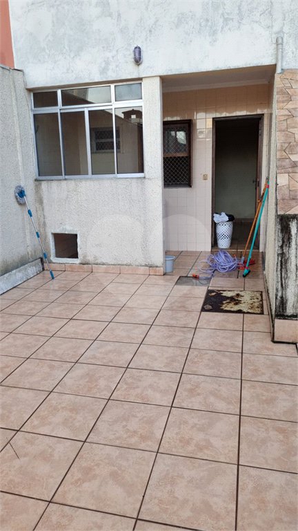 Casa à venda com 3 quartos, sendo 1 suíte, em Jardim Umuarama, São Paulo, SP