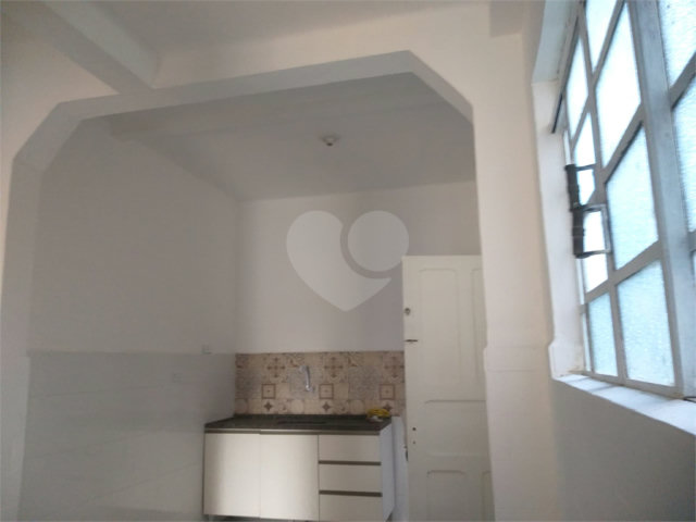 Sobrado à venda com 3 quartos em Bom Retiro, São Paulo, SP