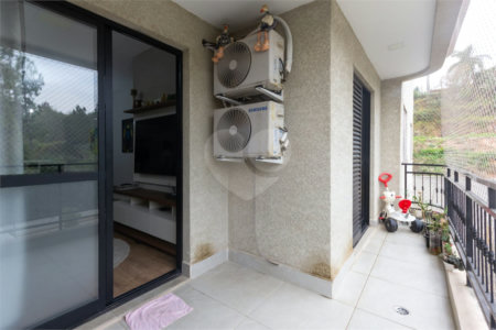 Apartamento à venda com 3 quartos, sendo 1 suíte, em Capela, Vinhedo, SP
