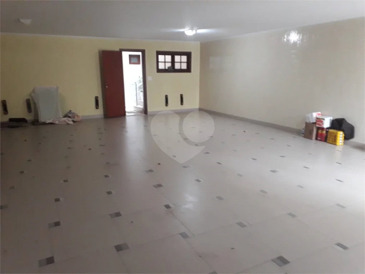 Sobrado à venda com 6 quartos, sendo 5 suítes, em Tremembé, São Paulo, SP